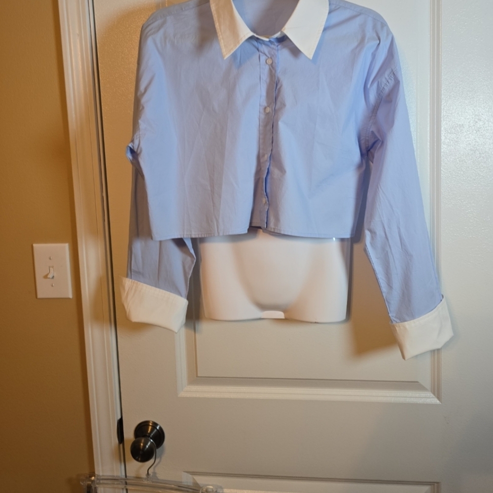 GREY LAB Light Blue Womens Cropped Shirt